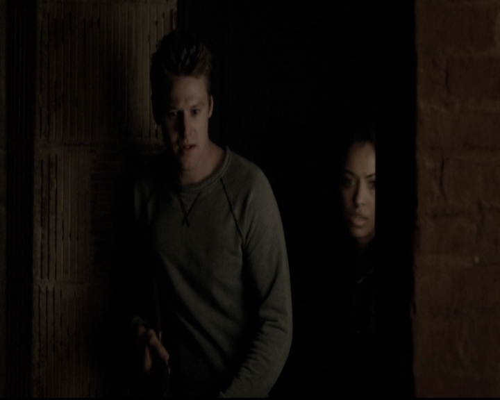 VampireDiariesWorld-dot-nl_6x21IllWedYouInTheGoldenSummertime1492.jpg