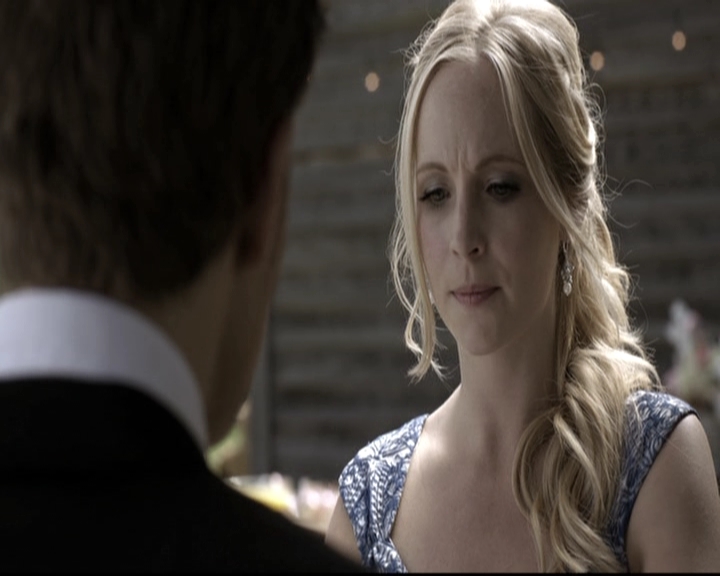 VampireDiariesWorld-dot-nl_6x21IllWedYouInTheGoldenSummertime1652.jpg