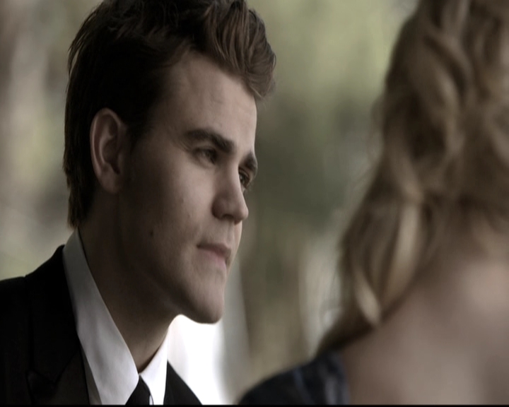 VampireDiariesWorld-dot-nl_6x21IllWedYouInTheGoldenSummertime1668.jpg