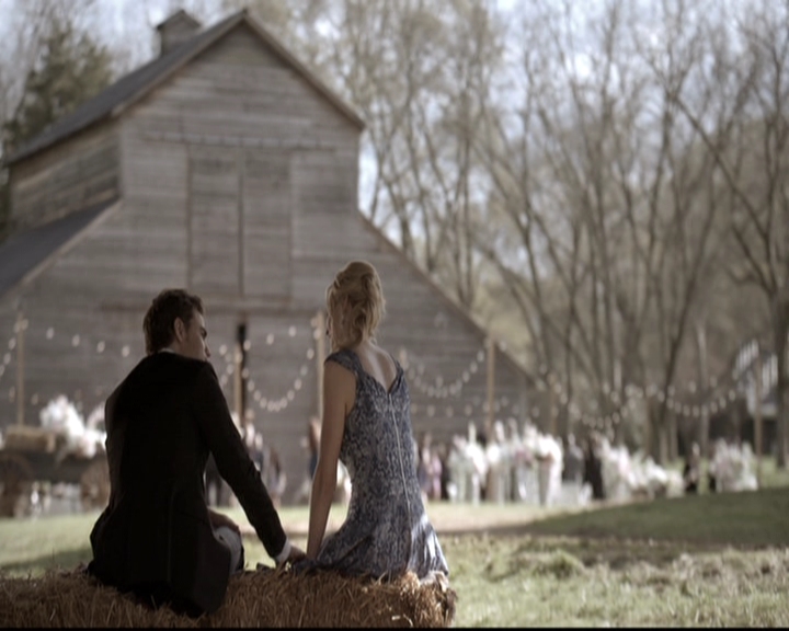 VampireDiariesWorld-dot-nl_6x21IllWedYouInTheGoldenSummertime1671.jpg