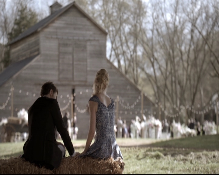 VampireDiariesWorld-dot-nl_6x21IllWedYouInTheGoldenSummertime1690.jpg