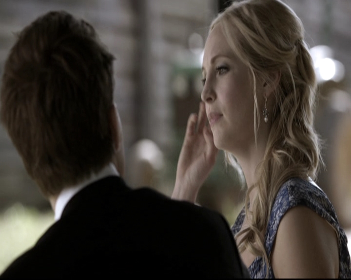 VampireDiariesWorld-dot-nl_6x21IllWedYouInTheGoldenSummertime1694.jpg