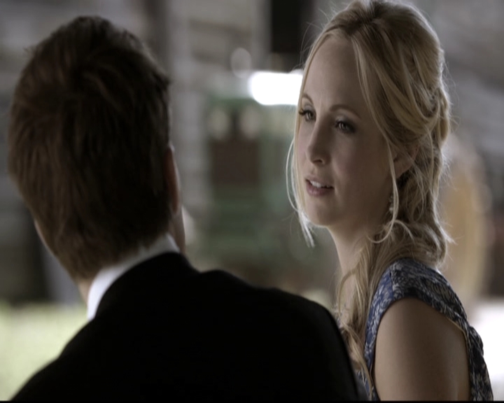 VampireDiariesWorld-dot-nl_6x21IllWedYouInTheGoldenSummertime1698.jpg