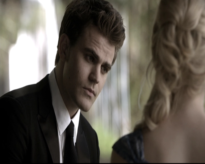 VampireDiariesWorld-dot-nl_6x21IllWedYouInTheGoldenSummertime1706.jpg