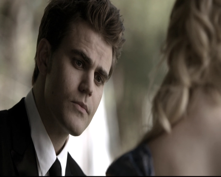 VampireDiariesWorld-dot-nl_6x21IllWedYouInTheGoldenSummertime1720.jpg