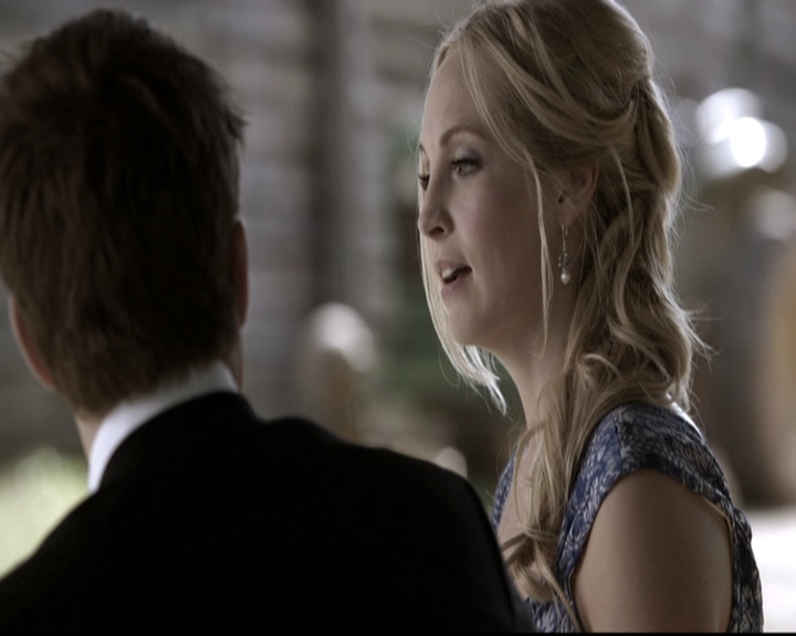 VampireDiariesWorld-dot-nl_6x21IllWedYouInTheGoldenSummertime1729.jpg