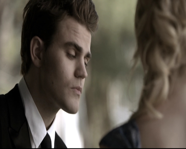 VampireDiariesWorld-dot-nl_6x21IllWedYouInTheGoldenSummertime1732.jpg