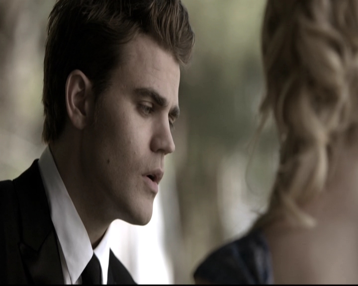 VampireDiariesWorld-dot-nl_6x21IllWedYouInTheGoldenSummertime1733.jpg