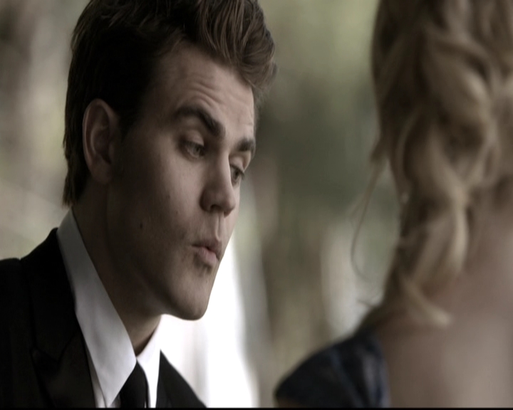 VampireDiariesWorld-dot-nl_6x21IllWedYouInTheGoldenSummertime1734.jpg