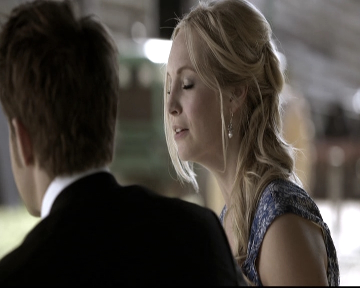 VampireDiariesWorld-dot-nl_6x21IllWedYouInTheGoldenSummertime1742.jpg