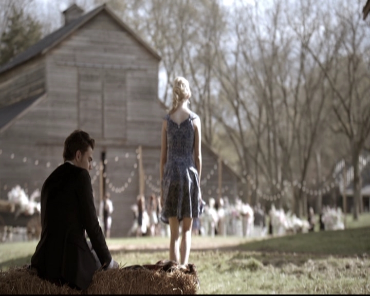 VampireDiariesWorld-dot-nl_6x21IllWedYouInTheGoldenSummertime1787.jpg