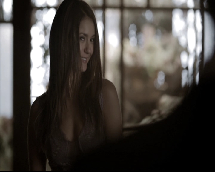 VampireDiariesWorld-dot-nl_6x21IllWedYouInTheGoldenSummertime1814.jpg