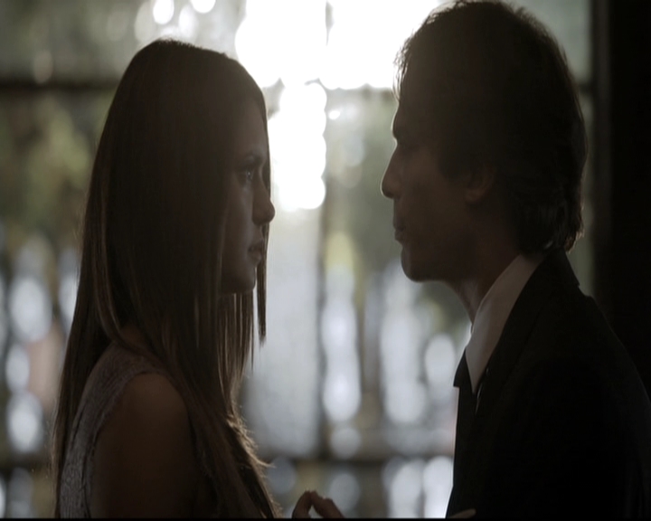 VampireDiariesWorld-dot-nl_6x21IllWedYouInTheGoldenSummertime1916.jpg