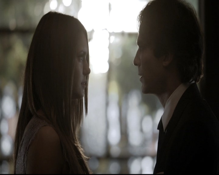 VampireDiariesWorld-dot-nl_6x21IllWedYouInTheGoldenSummertime1918.jpg