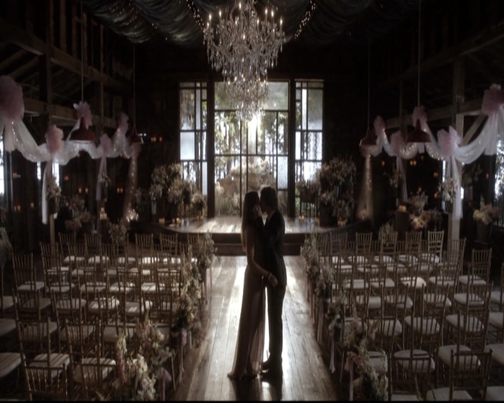 VampireDiariesWorld-dot-nl_6x21IllWedYouInTheGoldenSummertime1948.jpg