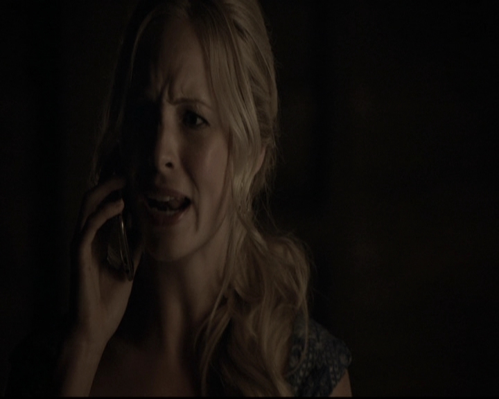 VampireDiariesWorld-dot-nl_6x21IllWedYouInTheGoldenSummertime1963.jpg