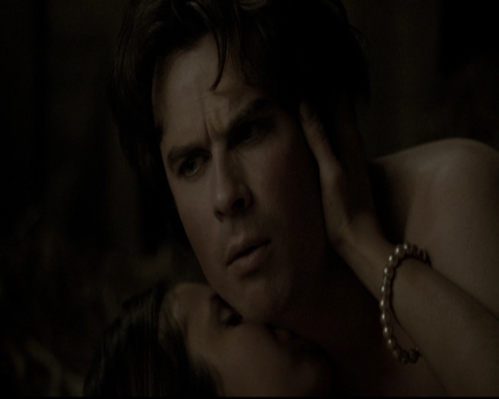 VampireDiariesWorld-dot-nl_6x21IllWedYouInTheGoldenSummertime1999.jpg