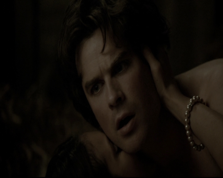 VampireDiariesWorld-dot-nl_6x21IllWedYouInTheGoldenSummertime2000.jpg