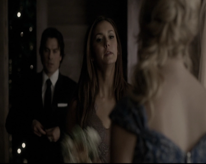 VampireDiariesWorld-dot-nl_6x21IllWedYouInTheGoldenSummertime2019.jpg