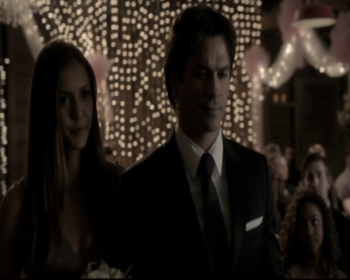 VampireDiariesWorld-dot-nl_6x21IllWedYouInTheGoldenSummertime2033.jpg