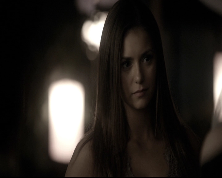 VampireDiariesWorld-dot-nl_6x21IllWedYouInTheGoldenSummertime2184.jpg