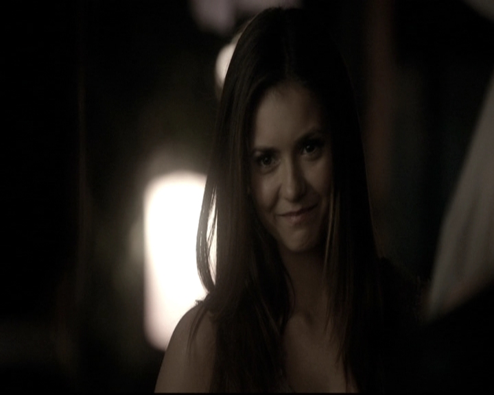 VampireDiariesWorld-dot-nl_6x21IllWedYouInTheGoldenSummertime2188.jpg