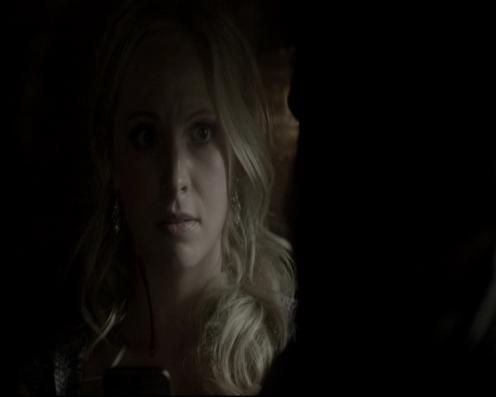 VampireDiariesWorld-dot-nl_6x22ImThinkingOfYouAllTheWhile-deletedscenes0035.jpg