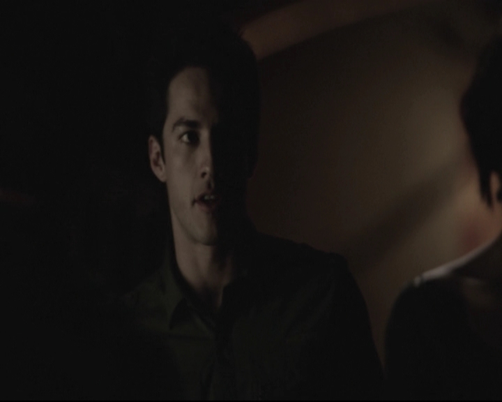 VampireDiariesWorld-dot-nl_6x22ImThinkingOfYouAllTheWhile-deletedscenes0094.jpg