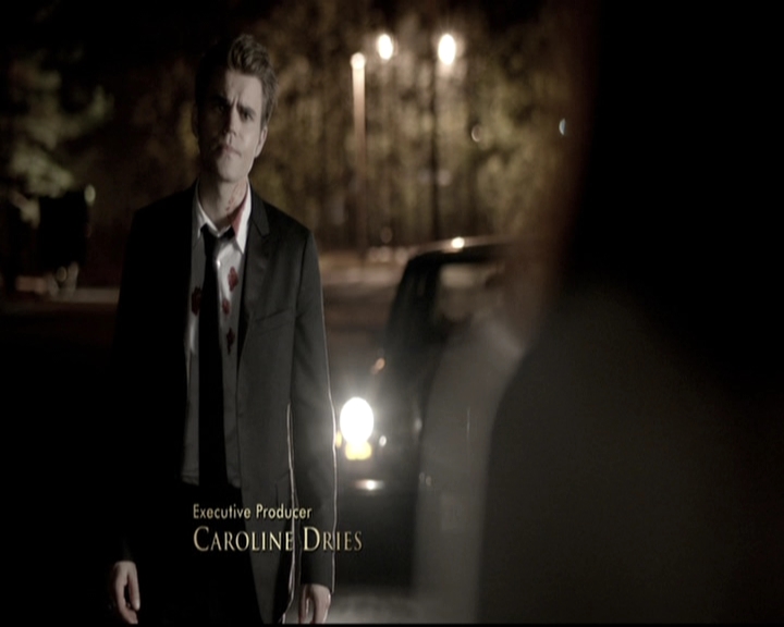 VampireDiariesWorld-dot-nl_6x22ImThinkingOfYouAllTheWhile0275.jpg