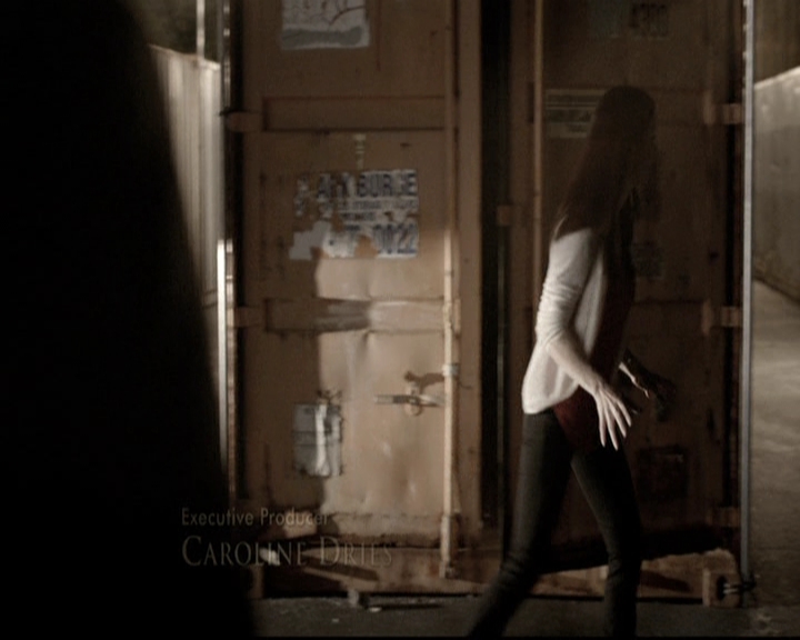 VampireDiariesWorld-dot-nl_6x22ImThinkingOfYouAllTheWhile0276.jpg