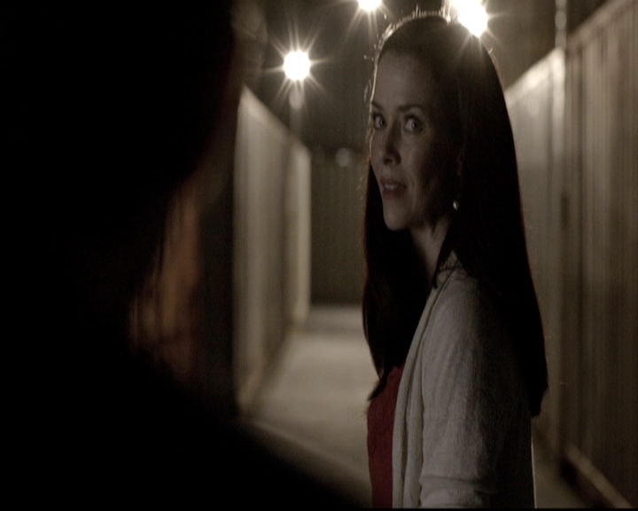 VampireDiariesWorld-dot-nl_6x22ImThinkingOfYouAllTheWhile0290.jpg