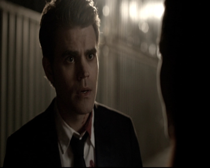 VampireDiariesWorld-dot-nl_6x22ImThinkingOfYouAllTheWhile0541.jpg