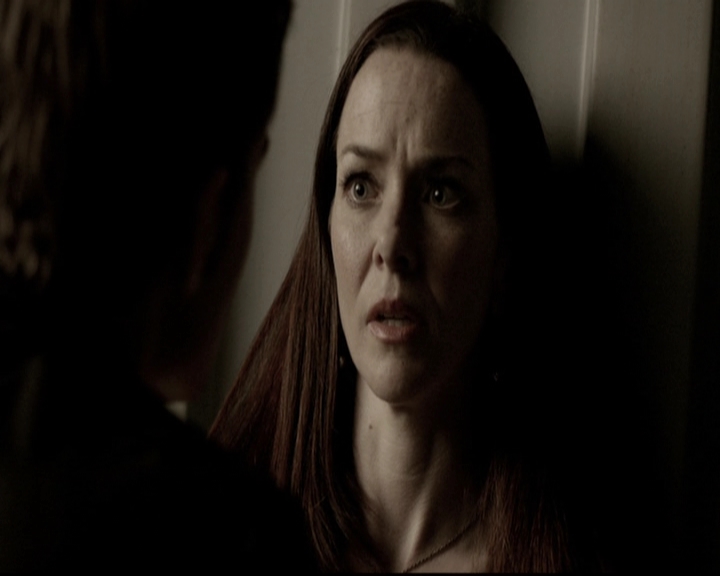 VampireDiariesWorld-dot-nl_6x22ImThinkingOfYouAllTheWhile0557.jpg