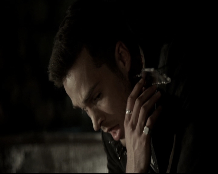 VampireDiariesWorld-dot-nl_6x22ImThinkingOfYouAllTheWhile0567.jpg