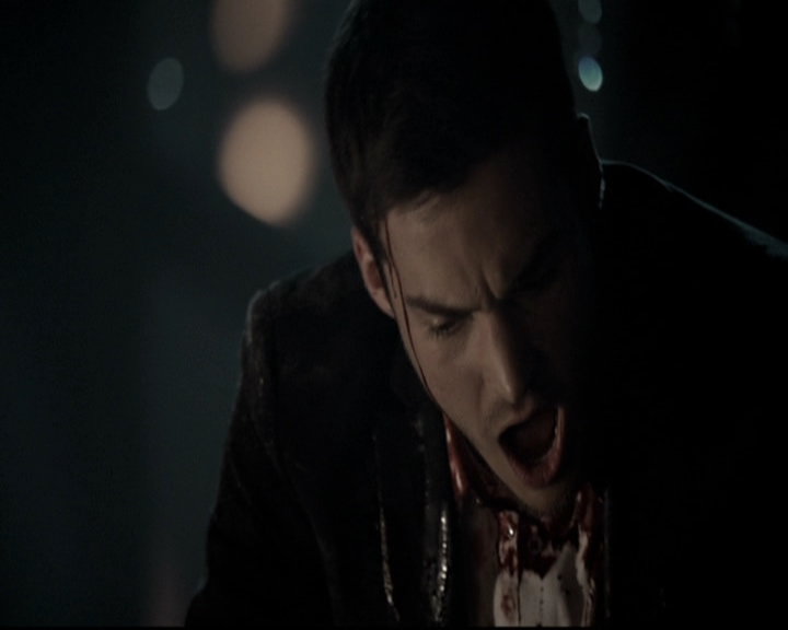 VampireDiariesWorld-dot-nl_6x22ImThinkingOfYouAllTheWhile0582.jpg