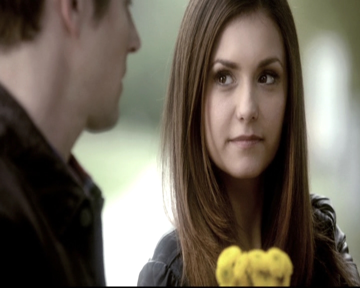 VampireDiariesWorld-dot-nl_6x22ImThinkingOfYouAllTheWhile0723.jpg