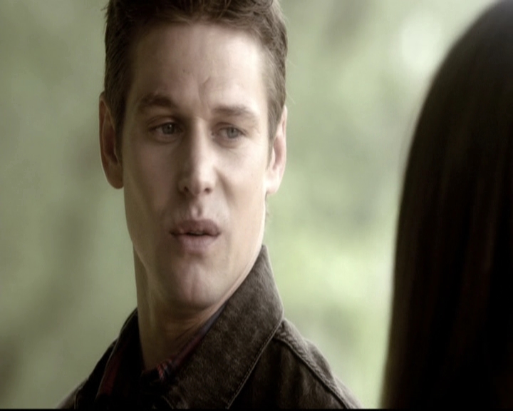 VampireDiariesWorld-dot-nl_6x22ImThinkingOfYouAllTheWhile0726.jpg