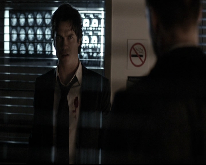 VampireDiariesWorld-dot-nl_6x22ImThinkingOfYouAllTheWhile0886.jpg