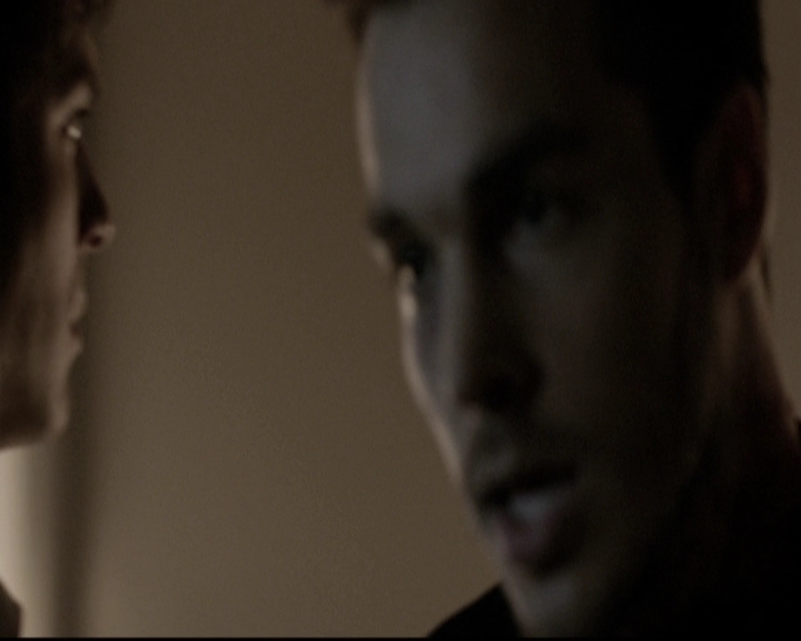 VampireDiariesWorld-dot-nl_6x22ImThinkingOfYouAllTheWhile0935.jpg