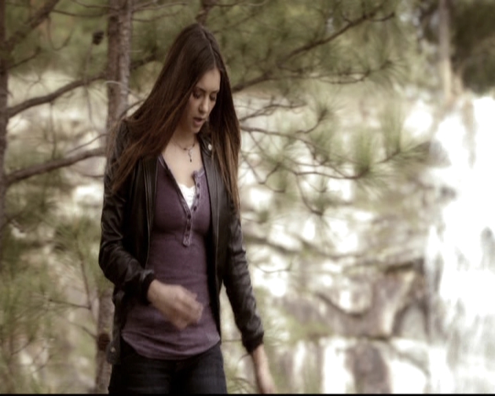 VampireDiariesWorld-dot-nl_6x22ImThinkingOfYouAllTheWhile0952.jpg