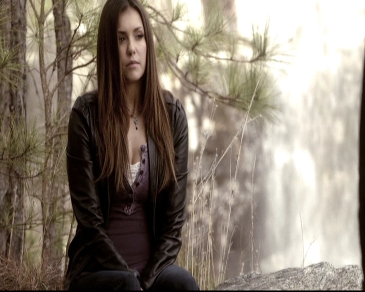 VampireDiariesWorld-dot-nl_6x22ImThinkingOfYouAllTheWhile0964.jpg