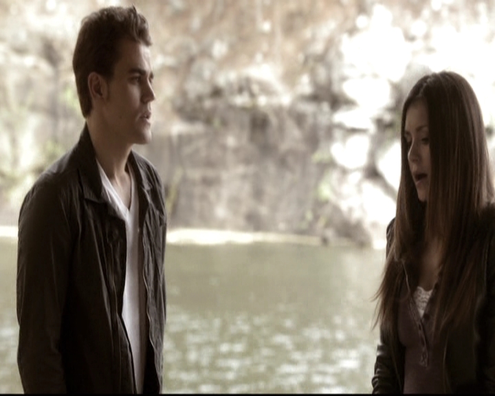 VampireDiariesWorld-dot-nl_6x22ImThinkingOfYouAllTheWhile0983.jpg