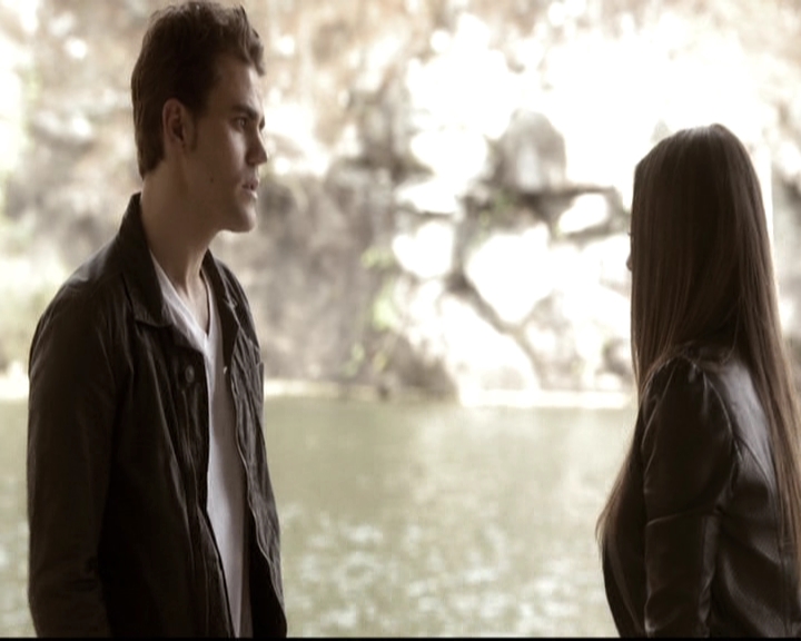 VampireDiariesWorld-dot-nl_6x22ImThinkingOfYouAllTheWhile0985.jpg