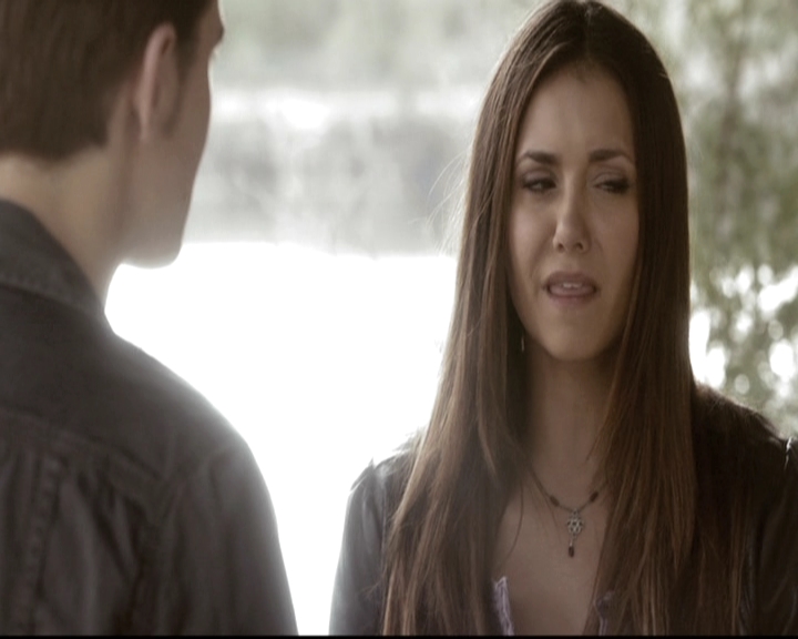 VampireDiariesWorld-dot-nl_6x22ImThinkingOfYouAllTheWhile0996.jpg