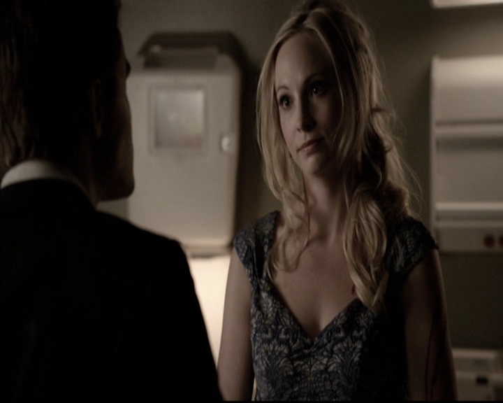 VampireDiariesWorld-dot-nl_6x22ImThinkingOfYouAllTheWhile1045.jpg