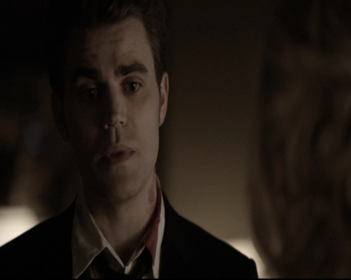 VampireDiariesWorld-dot-nl_6x22ImThinkingOfYouAllTheWhile1068.jpg