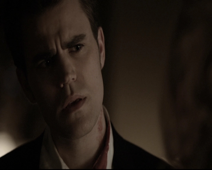 VampireDiariesWorld-dot-nl_6x22ImThinkingOfYouAllTheWhile1096.jpg