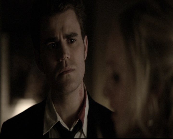 VampireDiariesWorld-dot-nl_6x22ImThinkingOfYouAllTheWhile1116.jpg