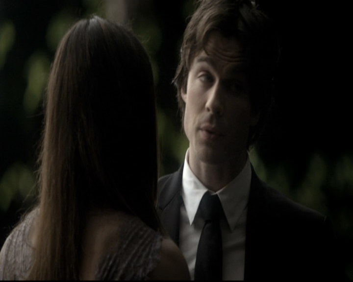 VampireDiariesWorld-dot-nl_6x22ImThinkingOfYouAllTheWhile1273.jpg