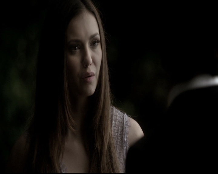 VampireDiariesWorld-dot-nl_6x22ImThinkingOfYouAllTheWhile1296.jpg